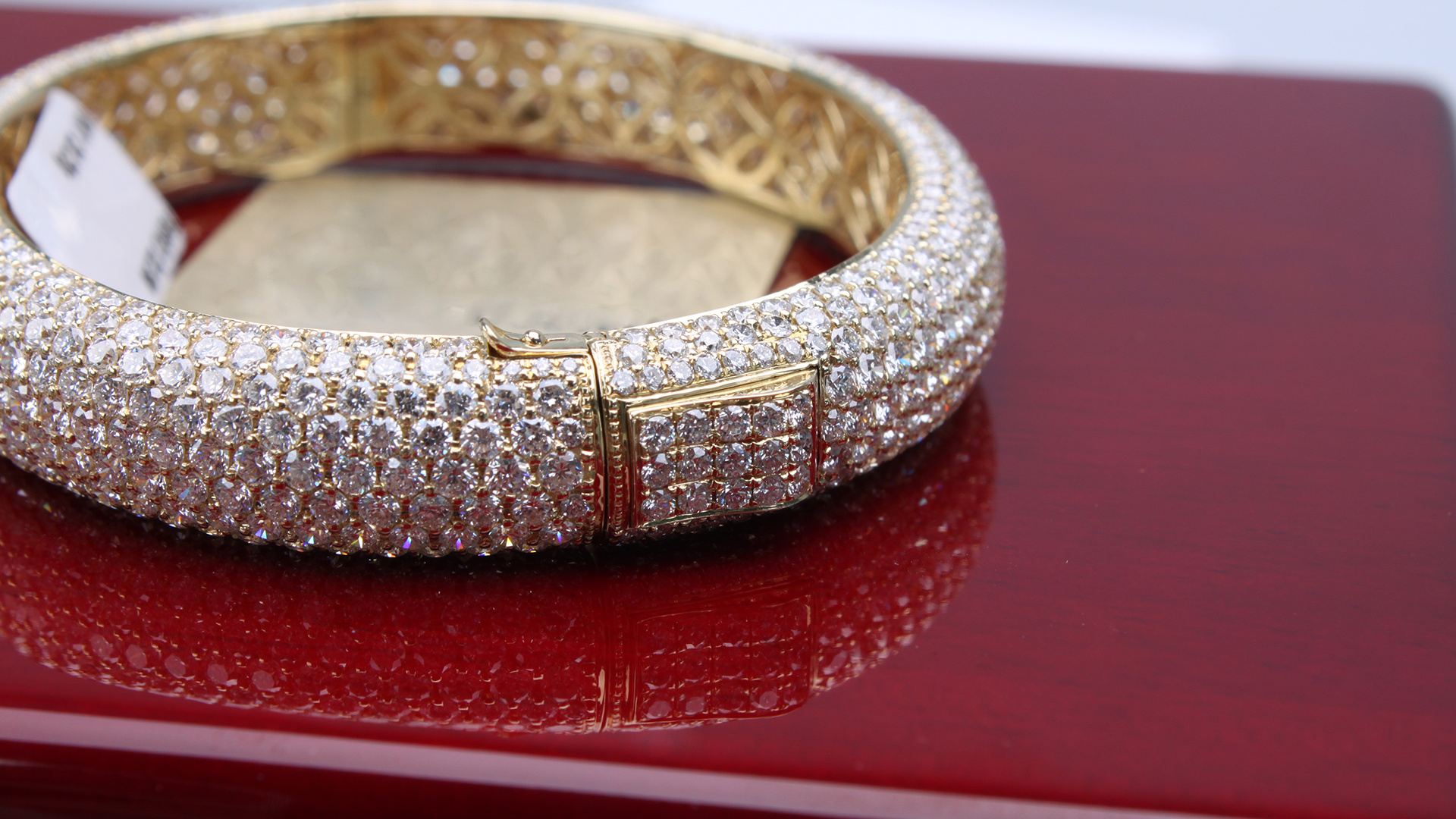 złota bransoleta sztywna diamenty szafiry 